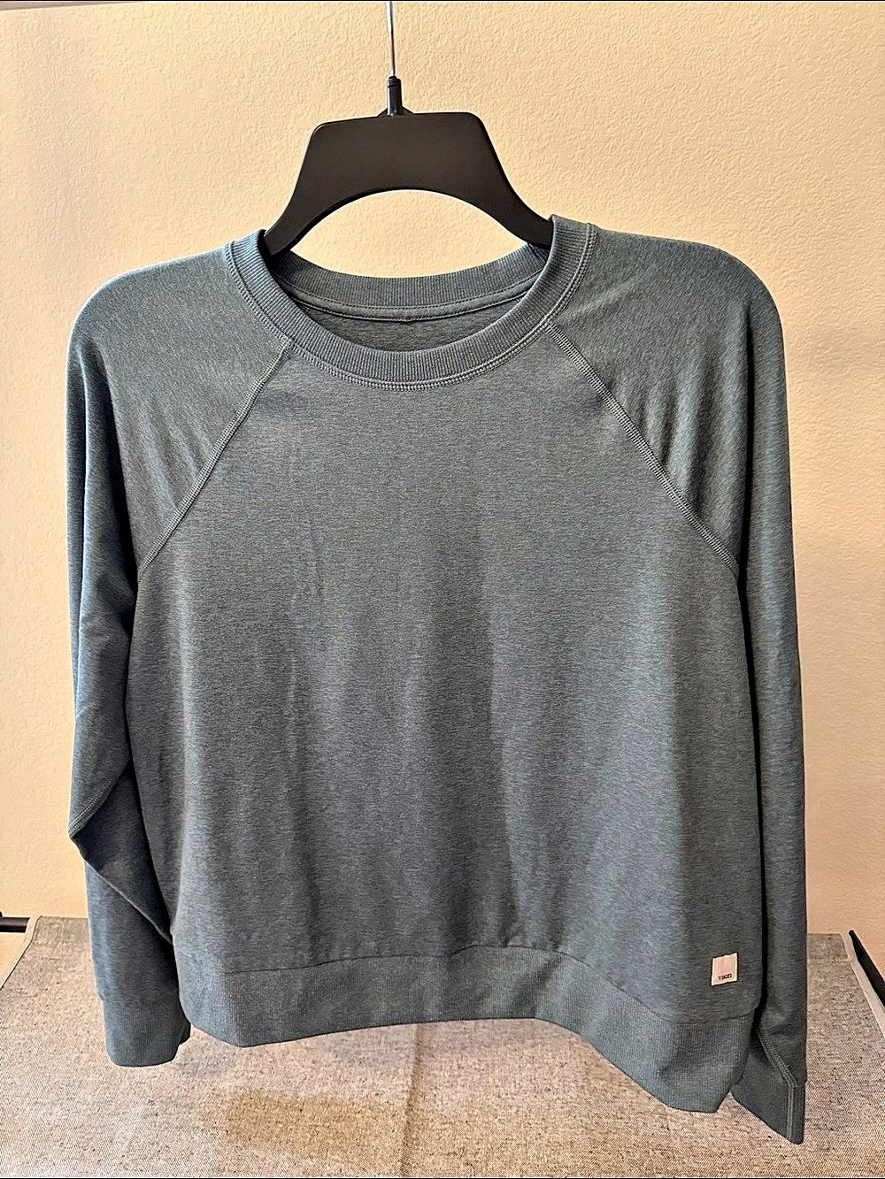 Vuori Halo Crew Sweatshirt